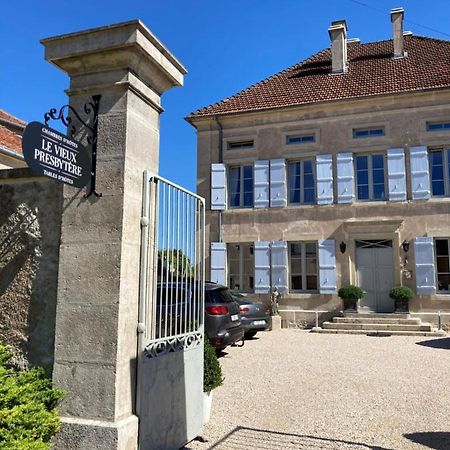 Le Vieux Presbytere Confracourt Exterior photo
